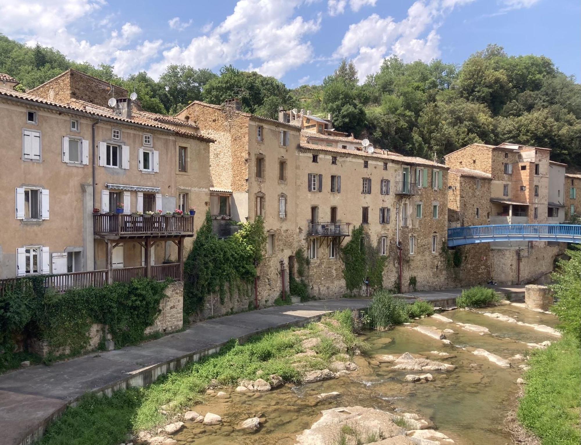 Bed & Breakfast Les Deux Chevaux D'hotes *