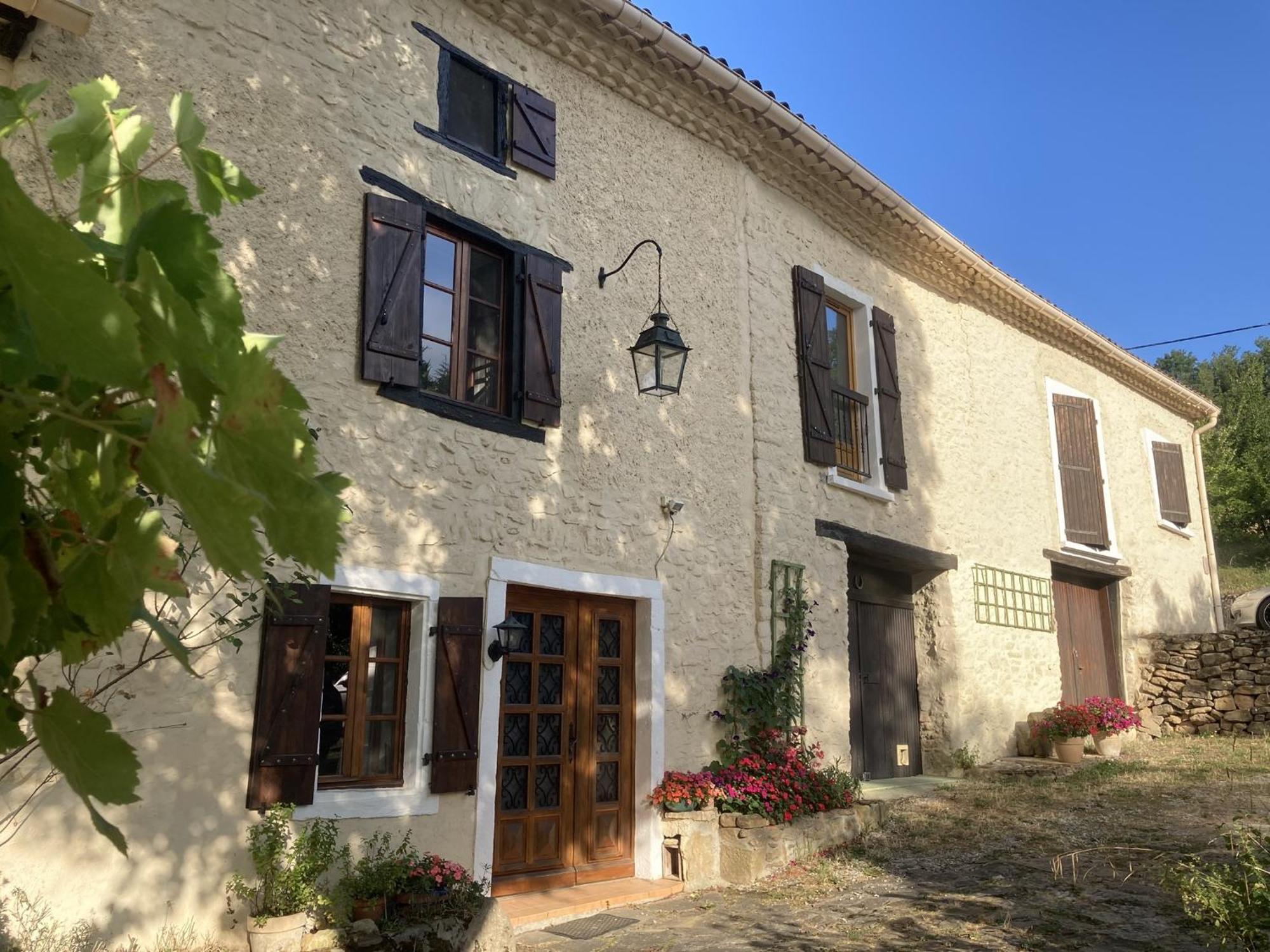 Les Deux Chevaux D'hotes Bed & Breakfast *